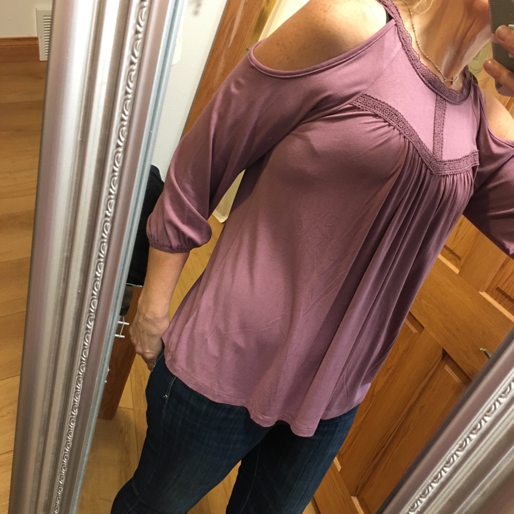 COPY - Cold shoulder wine colored Hem & Thread blouse